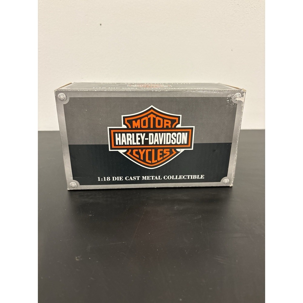 Maisto Harley-Davidson 1953 74-FL Hydra-Glide 1:18 Diecast Blue w/ Stand